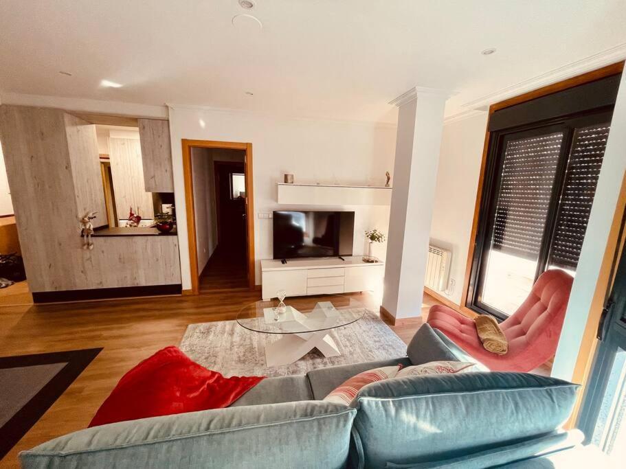 Apartamento Centrico Y De Diseno Con Parking Vigo Exterior foto