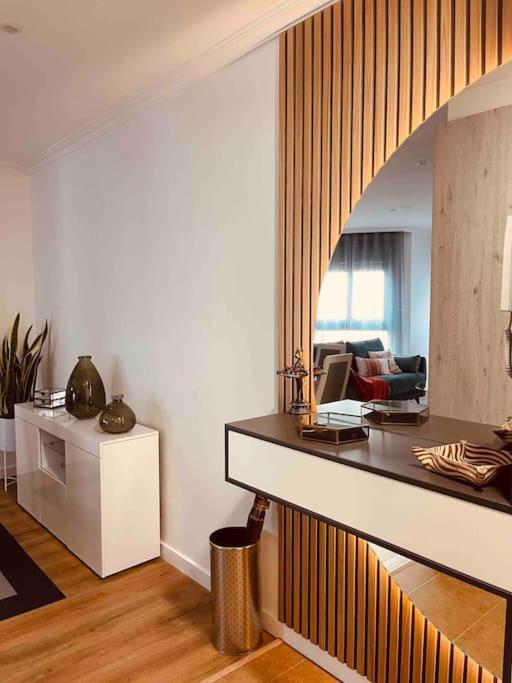 Apartamento Centrico Y De Diseno Con Parking Vigo Exterior foto
